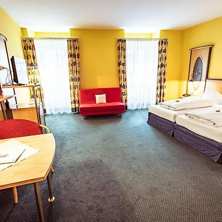 Brauhaus Zu 4* موراو